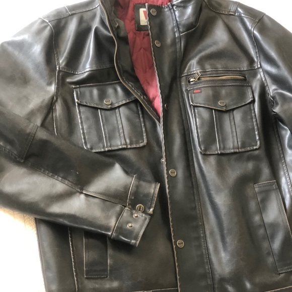 Black Levi’s Leather Jacket - Picture 8 of 8
